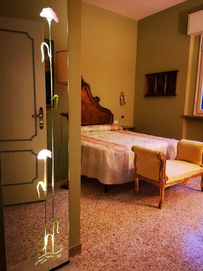 La Dimora Del Pittore Apartment Florenz